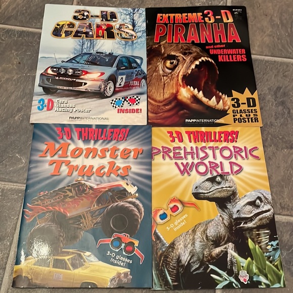 2 Planet earth books & 4 3D books - Picture 2 of 9